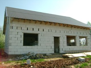Строительство конюшни из газобетона в Москве под ключ