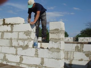 Строительство конюшни из газобетона в Москве под ключ