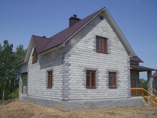 Что лучше для строительства дома, газобетон или пенобетон