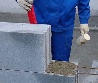 Какой толщины должны быть стены из газобетона